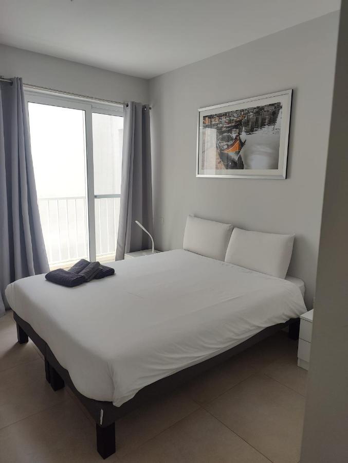 Gzira, 2 Bedroom Apartment Eksteriør bilde